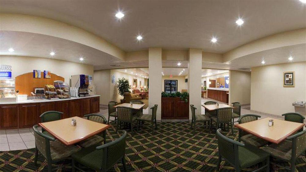 Holiday Inn Express Hotel & Suites Elkins By Ihg Экстерьер фото