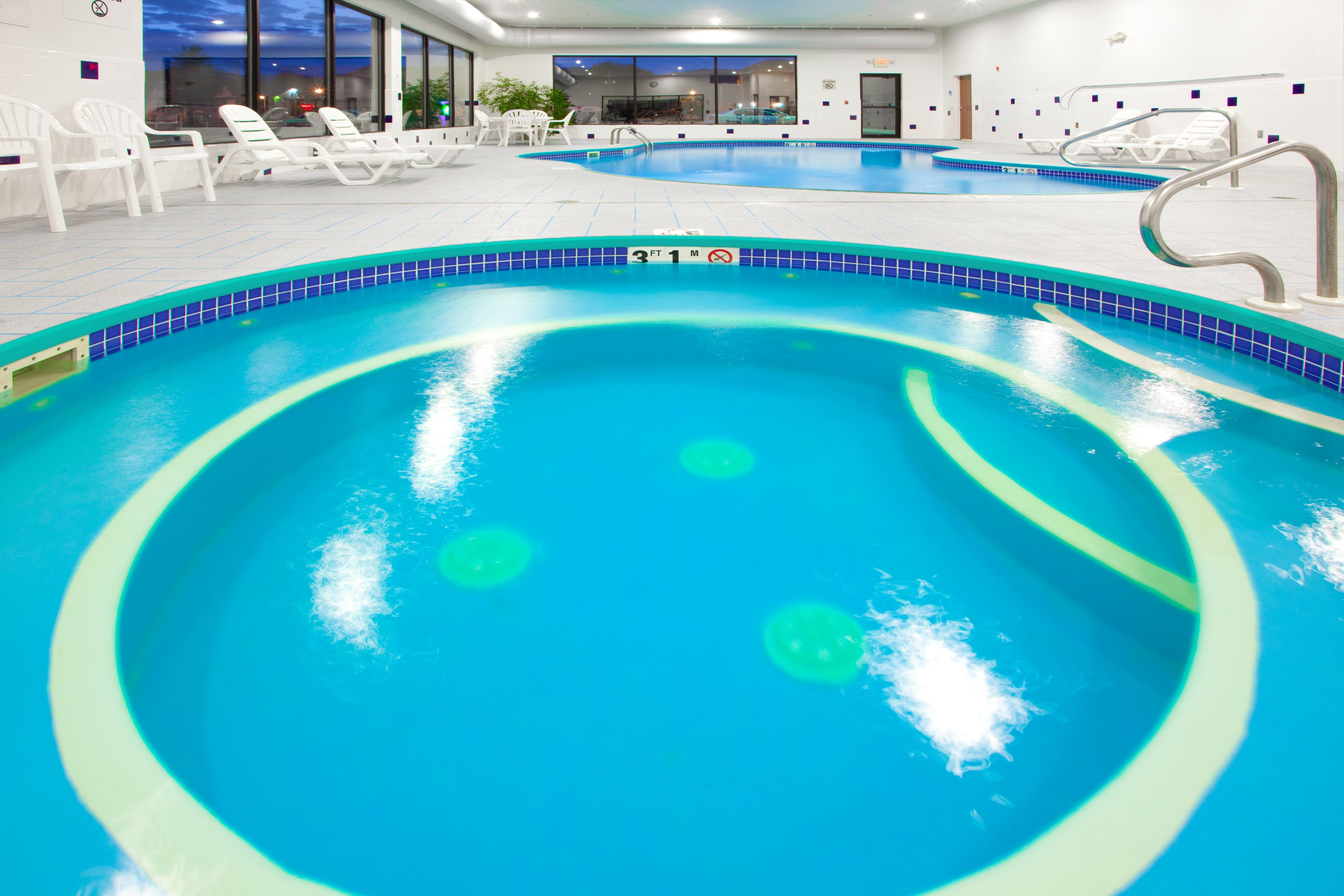 Holiday Inn Express Hotel & Suites Elkins By Ihg Экстерьер фото